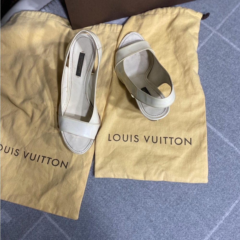 Louis Vuitton shoe